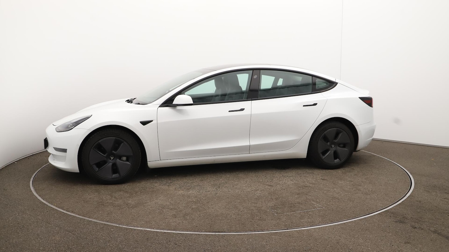 Used Tesla Model 3 2021 for sale - 76136852: Photo 62