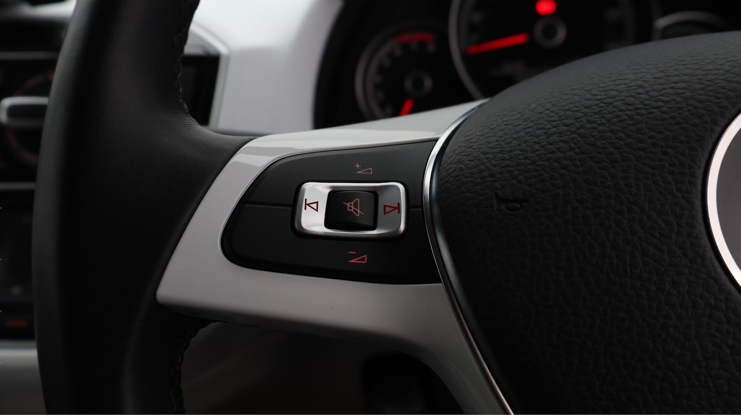 Used Volkswagen up! 2022 for sale - 77223394: Photo 23