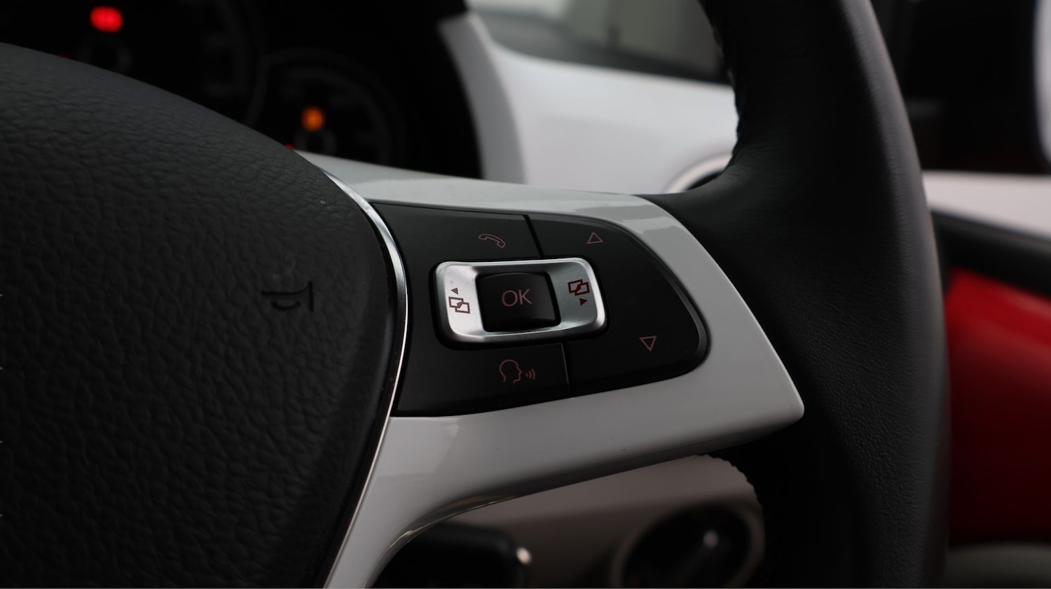 Used Volkswagen up! 2022 for sale - 77223394: Photo 24