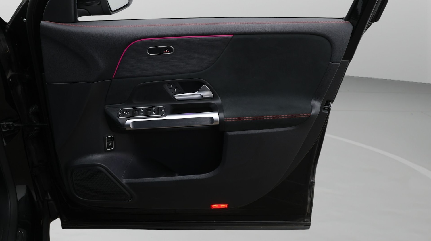 Used Mercedes-Benz EQB 2023 for sale - 77446333: Photo 15