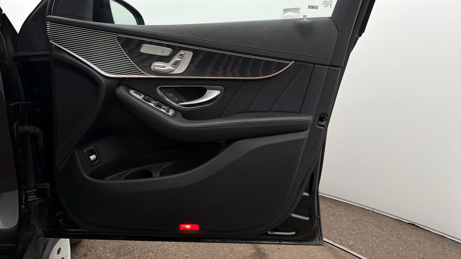 Used Mercedes-Benz EQC 2021 for sale - 78093047: Photo 14