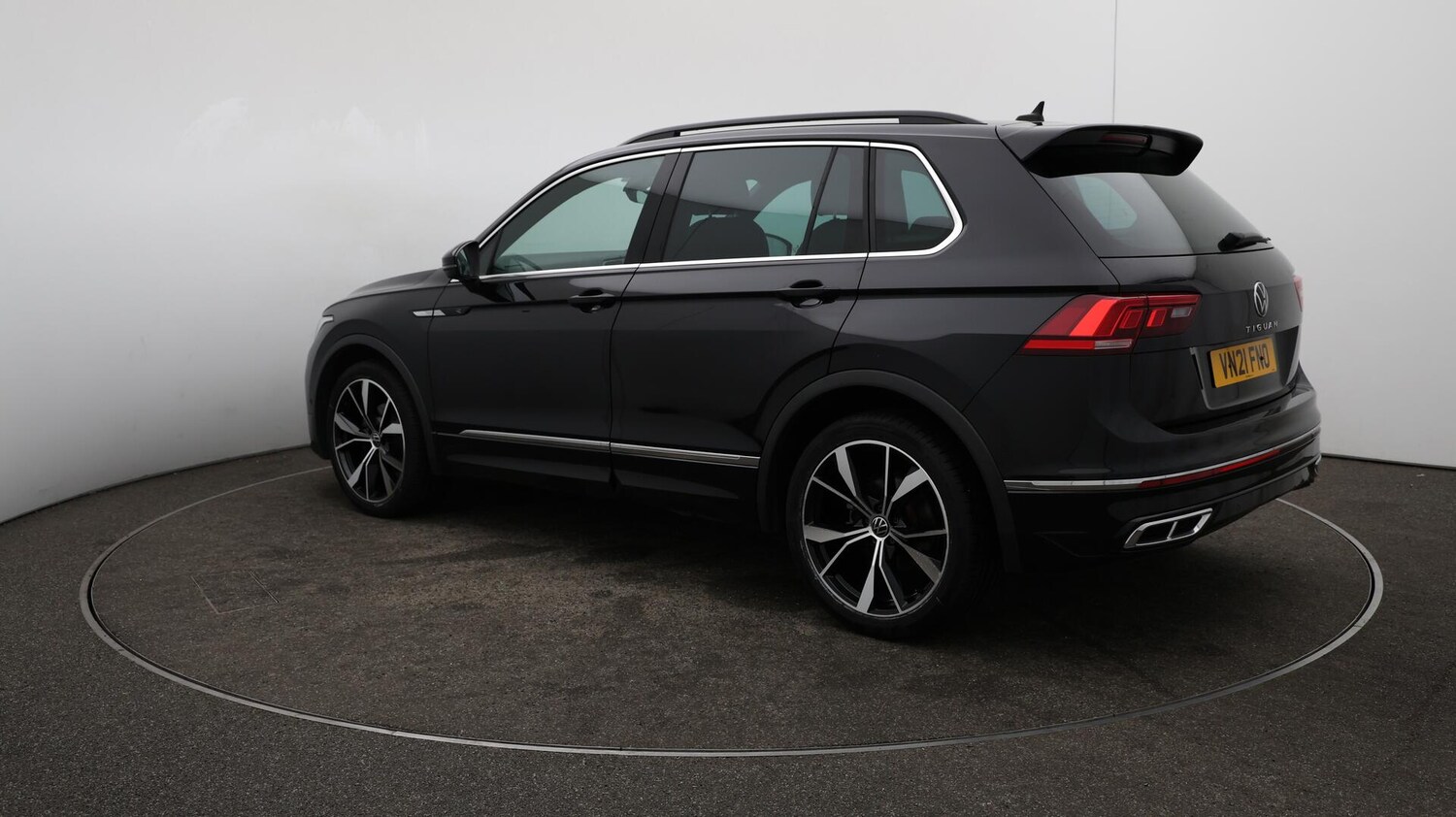 Used Volkswagen Tiguan 2021 for sale - 76013120: Photo 63