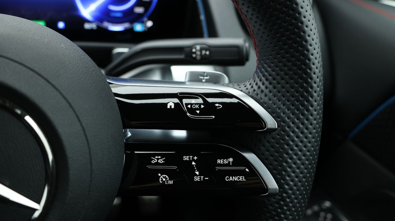 Used Mercedes-Benz EQB 2025 for sale - 77182079: Photo 26