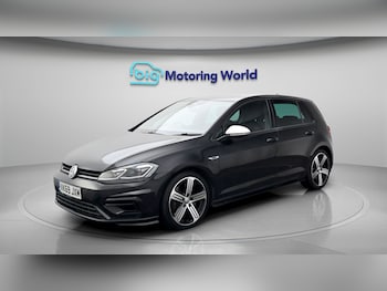Used Volkswagen Golf 2019 for sale - 78578012: Photo