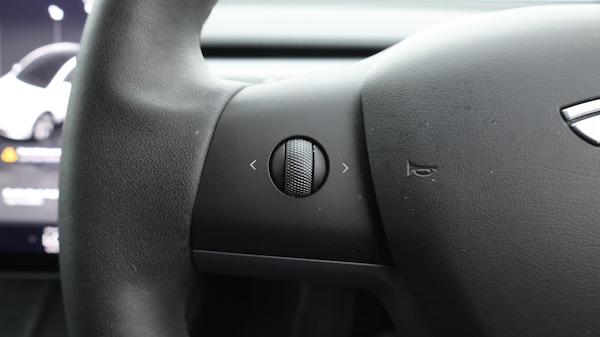 Used Tesla Model Y 2022 for sale - 76032115: Photo 25