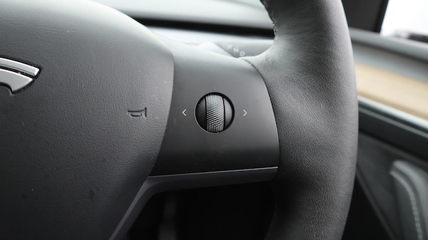 Used Tesla Model Y 2022 for sale - 76032115: Photo 26