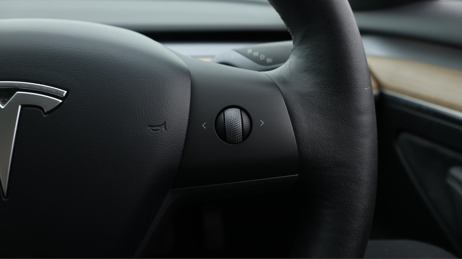Used Tesla Model 3 2021 for sale - 76380878: Photo 25