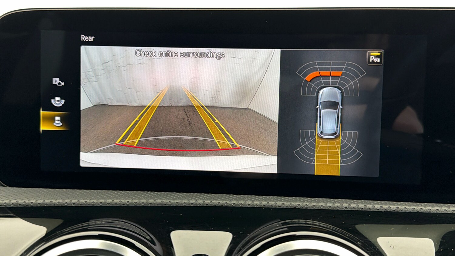 Used Mercedes-Benz A-Class 2022 for sale - 77945632: Photo 27