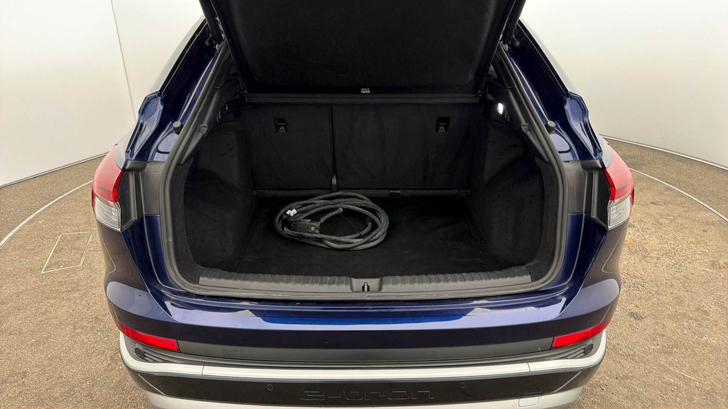 Used Audi Q4 e-tron 2022 for sale - 78045832: Photo 16