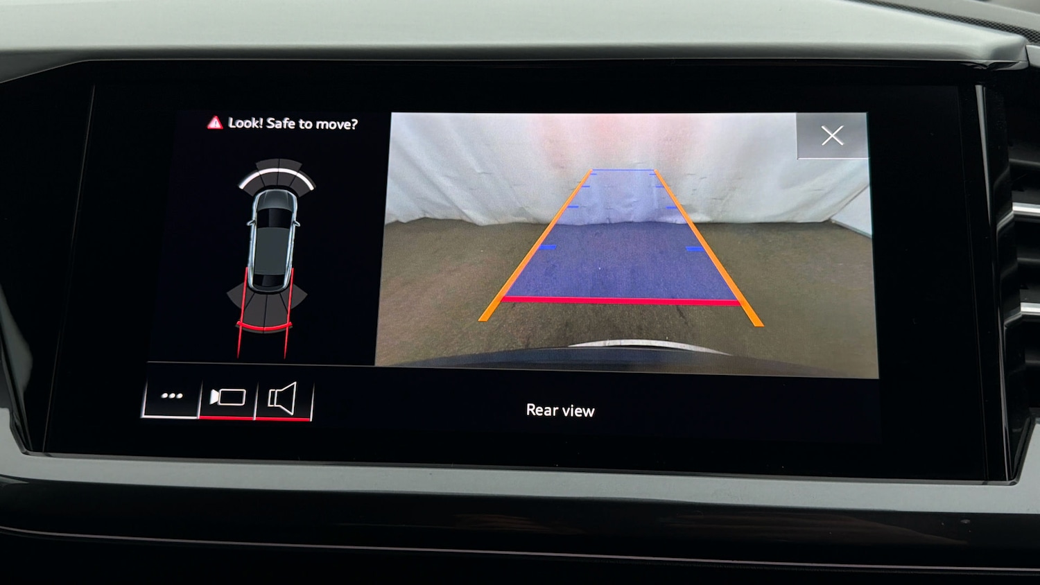 Used Audi Q4 e-tron 2022 for sale - 78045832: Photo 27