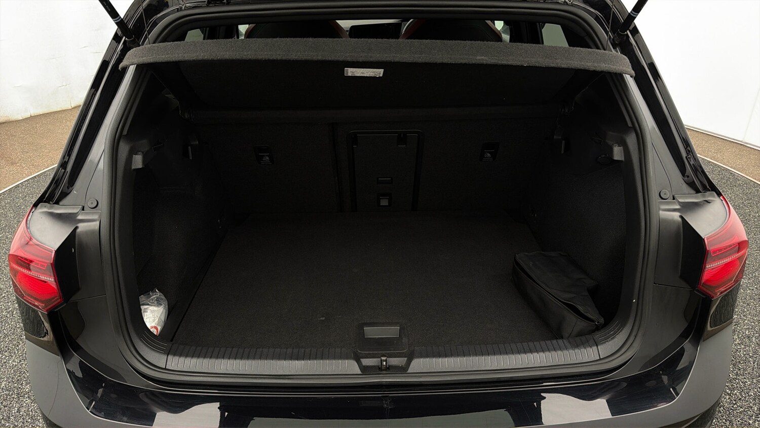 Used Volkswagen Golf 2023 for sale - 78163079: Photo 16