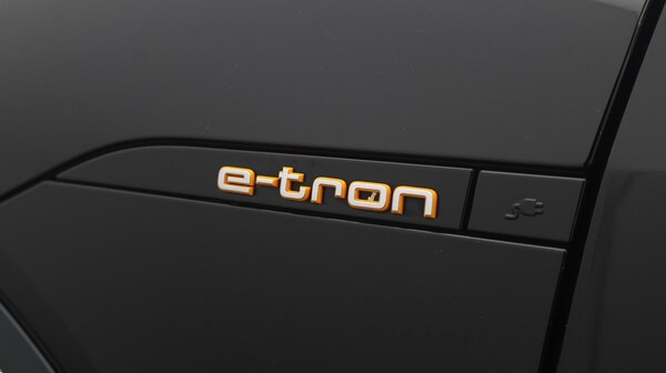 Used Audi e-tron 2021 for sale - 76282611: Photo 21