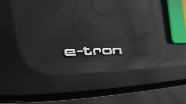 Used Audi e-tron 2021 for sale - 76282611: Photo 22