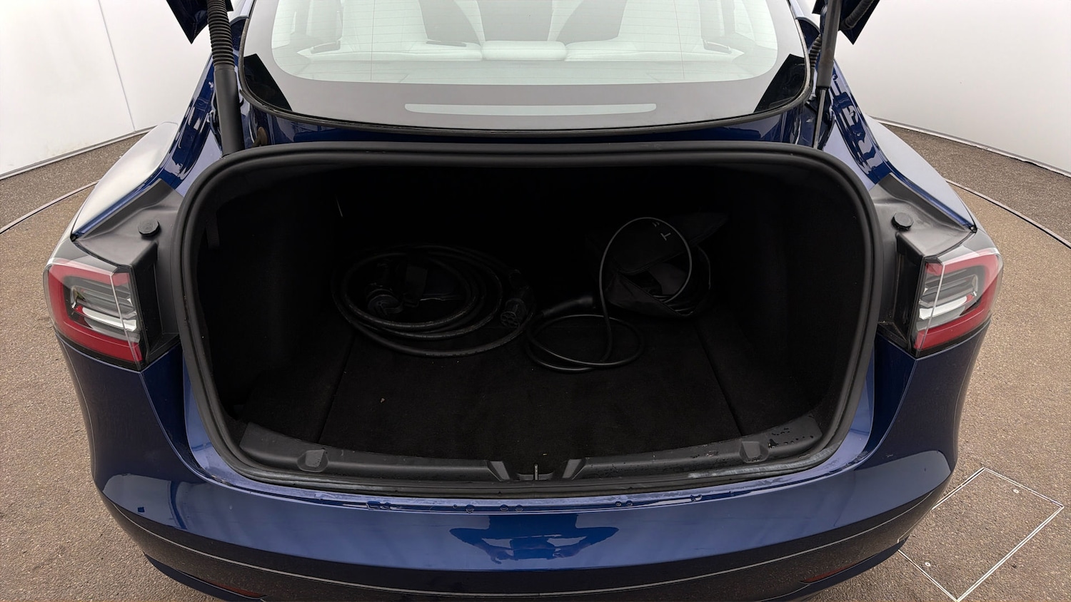 Used Tesla Model 3 2023 for sale - 77947205: Photo 16