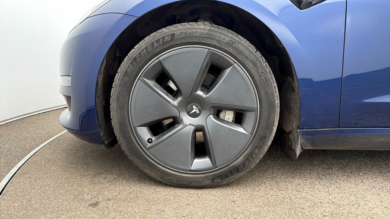 Used Tesla Model 3 2023 for sale - 77947205: Photo 17