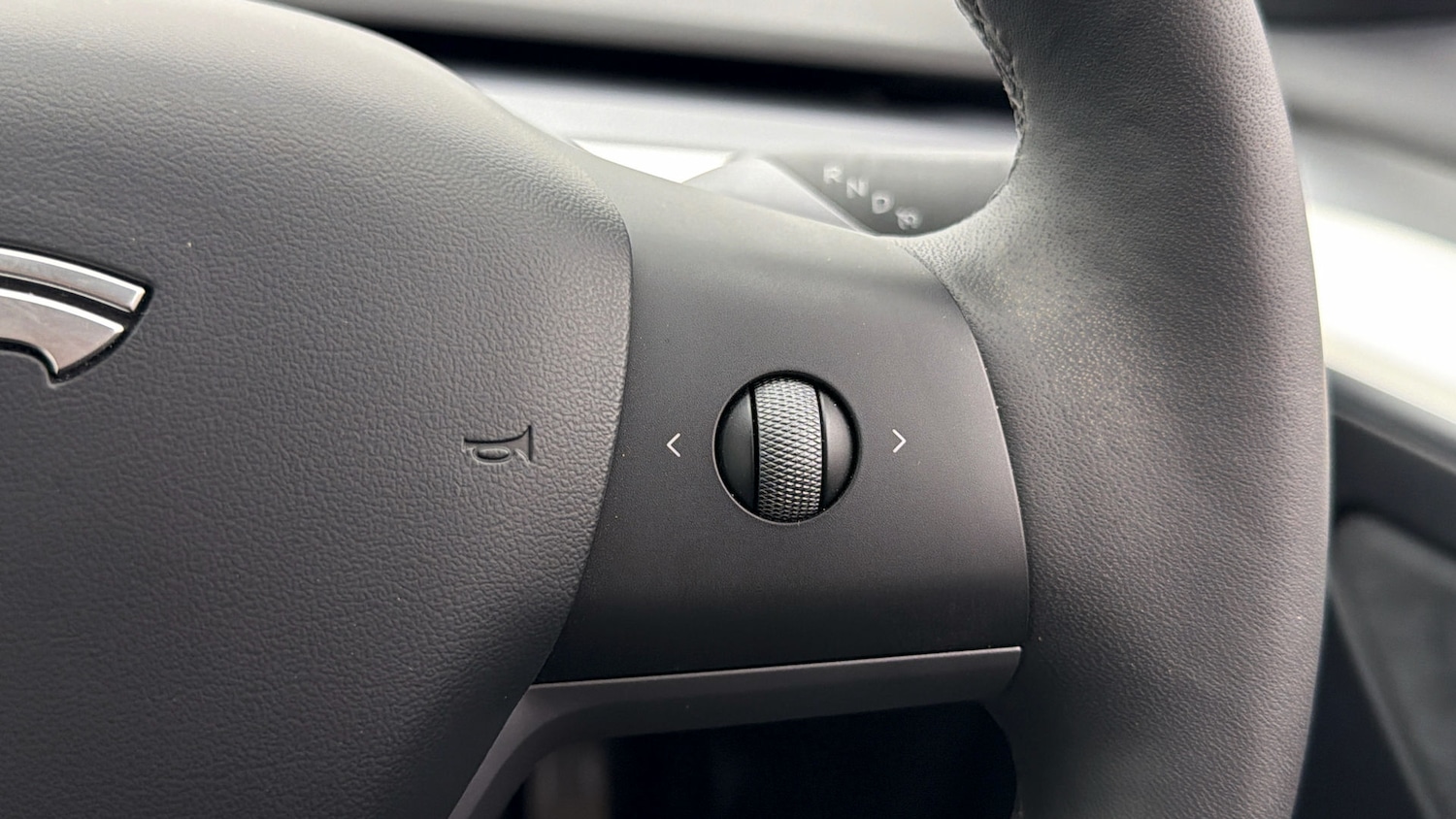 Used Tesla Model 3 2023 for sale - 77947205: Photo 23