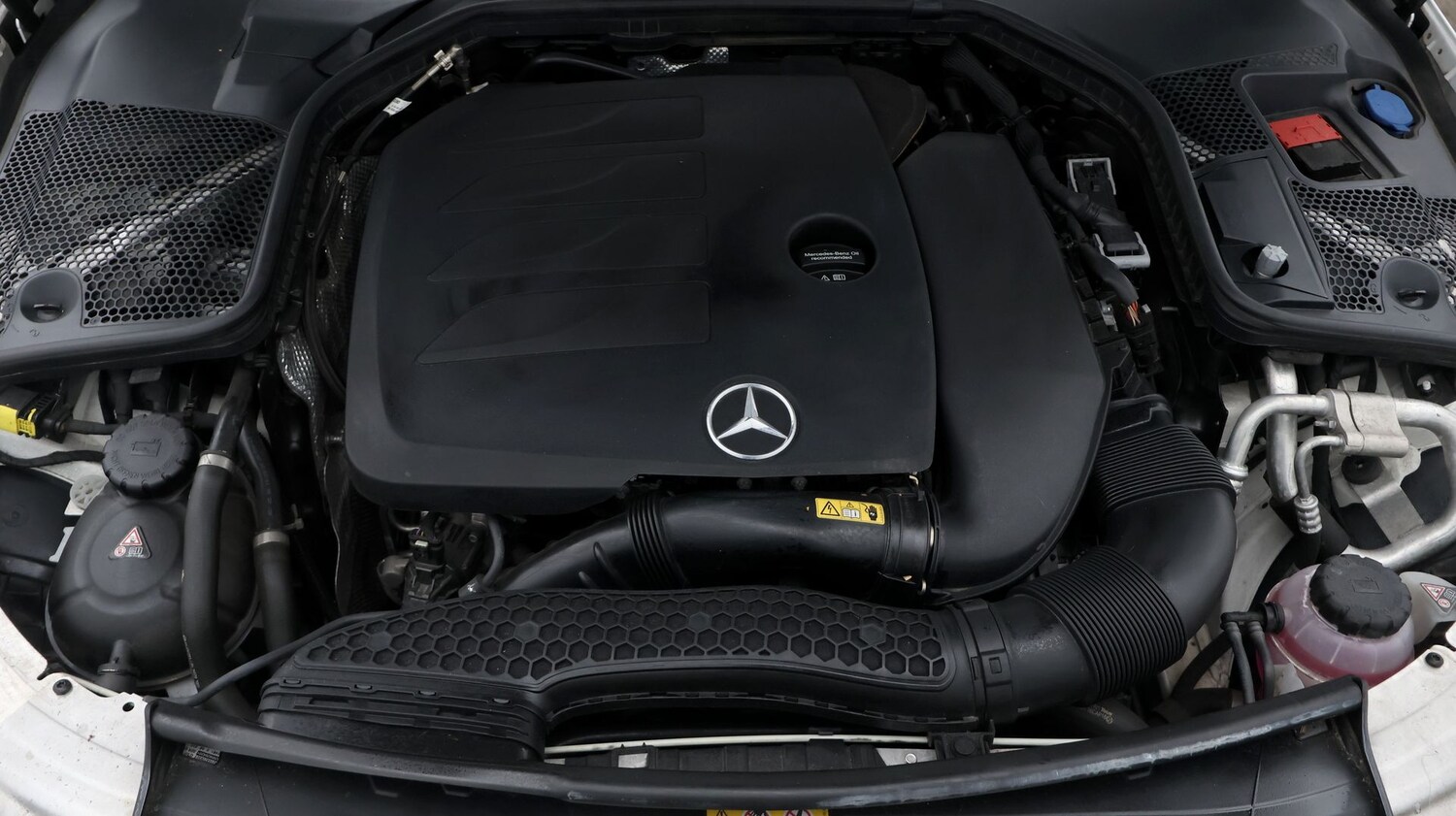 Used Mercedes-Benz C Class 2020 for sale - 77519345: Photo 19