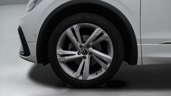 Used Volkswagen Tiguan 2023 for sale - 75563082: Photo 19