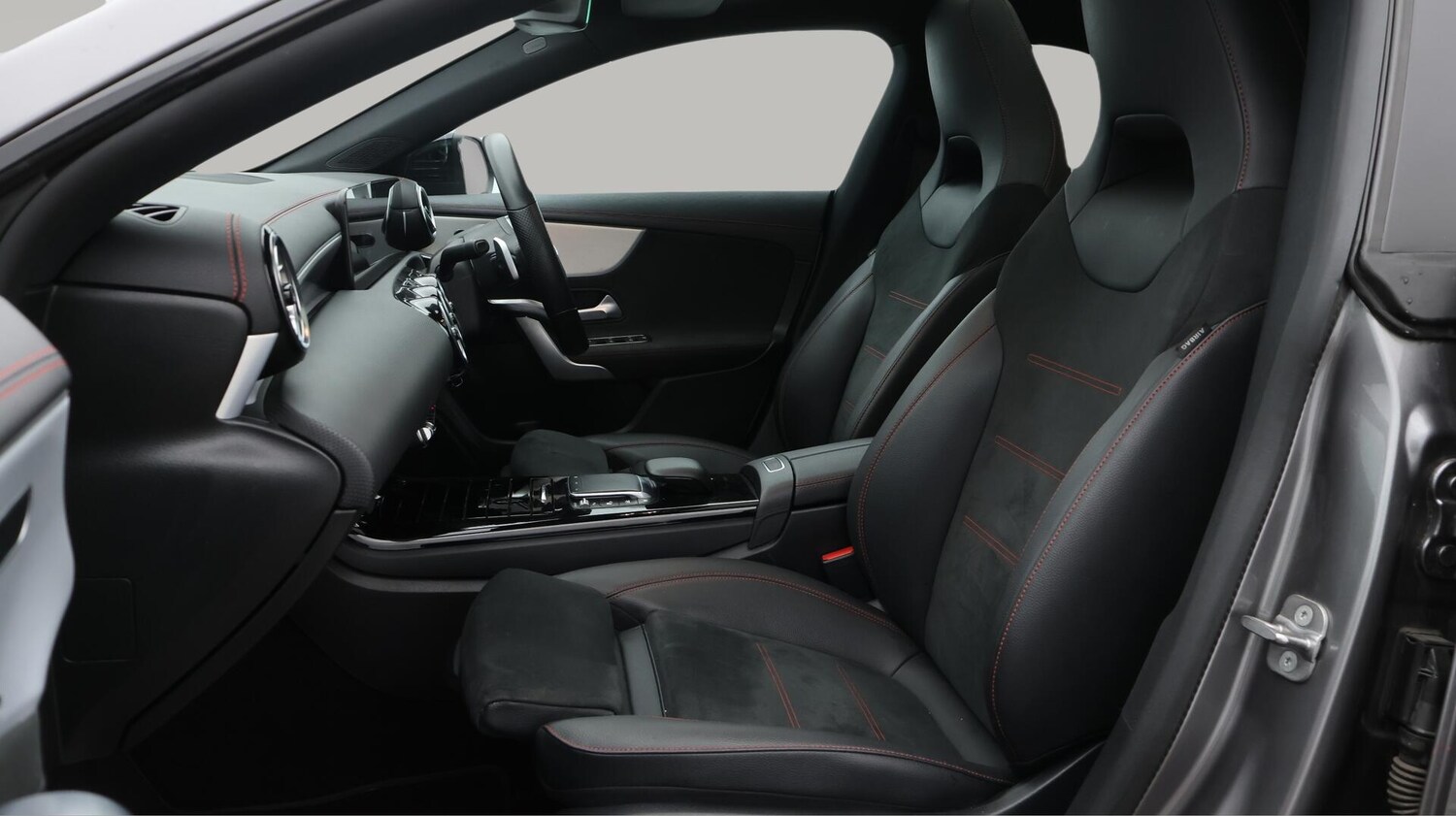 Used Mercedes-Benz CLA 2023 for sale - 76380907: Photo 14