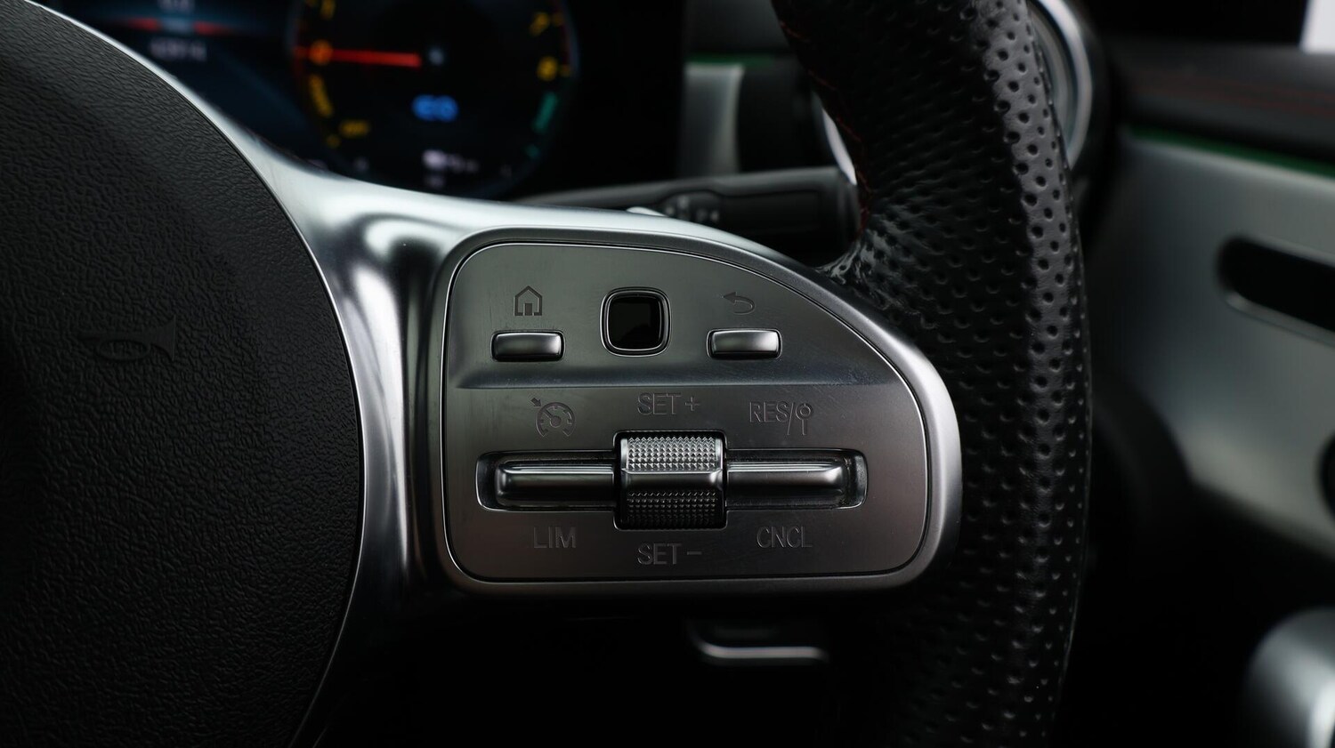 Used Mercedes-Benz CLA 2023 for sale - 76380907: Photo 28