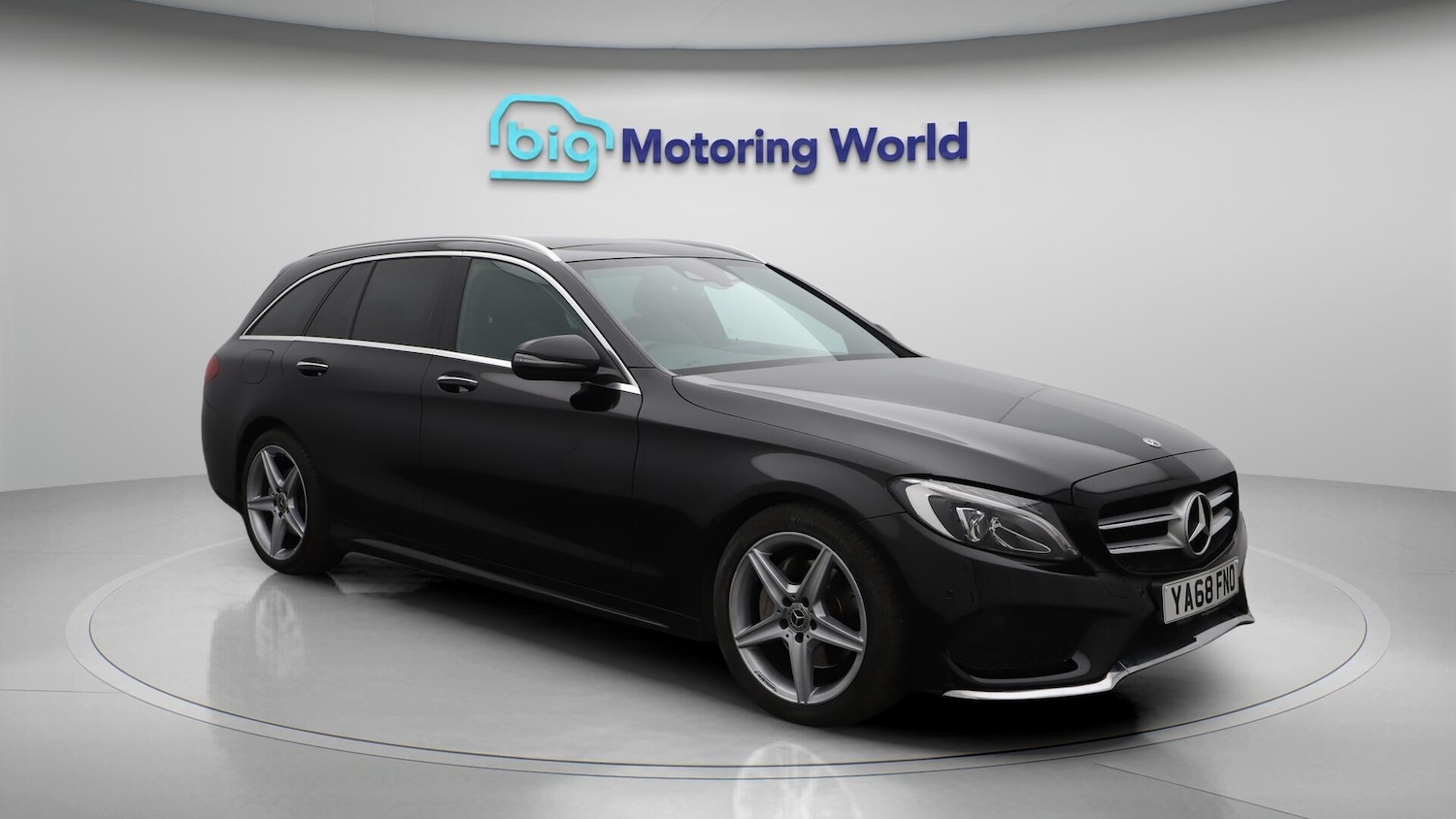 Used Mercedes-Benz C Class 2018 for sale - 76432841: Photo 2