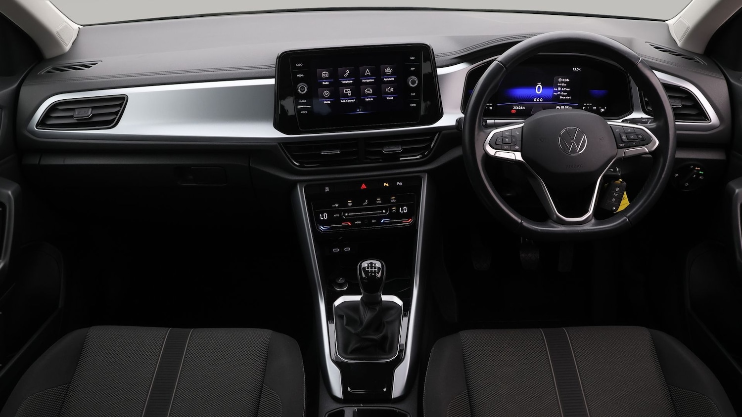 Used Volkswagen T-Roc 2023 for sale - 77570486: Photo 13