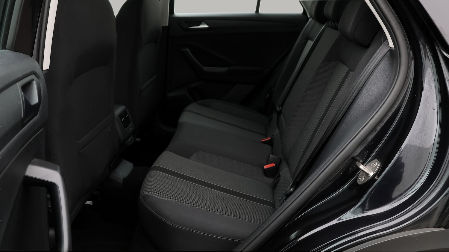 Used Volkswagen T-Roc 2023 for sale - 77570486: Photo 16