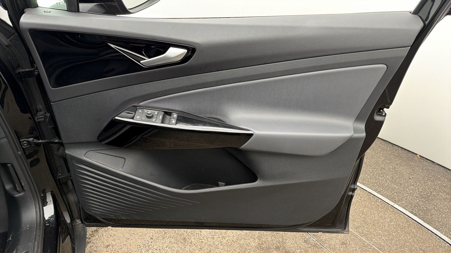 Used Volkswagen ID.4 2023 for sale - 78079343: Photo 14