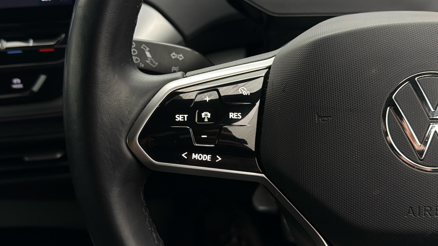 Used Volkswagen ID.4 2023 for sale - 78079343: Photo 22