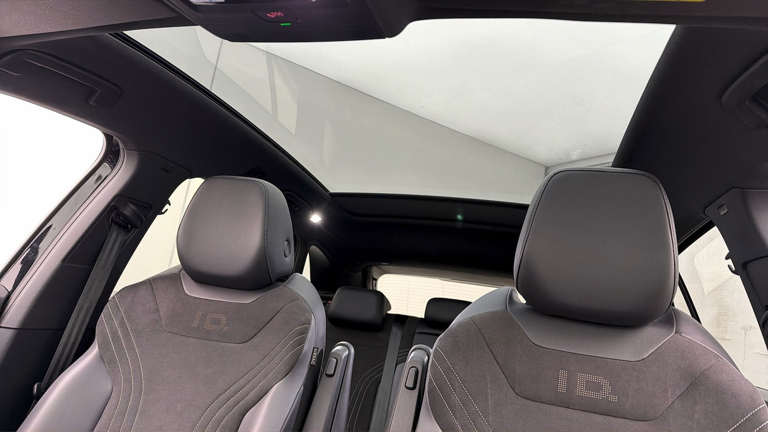 Used Volkswagen ID.4 2023 for sale - 78079343: Photo 26