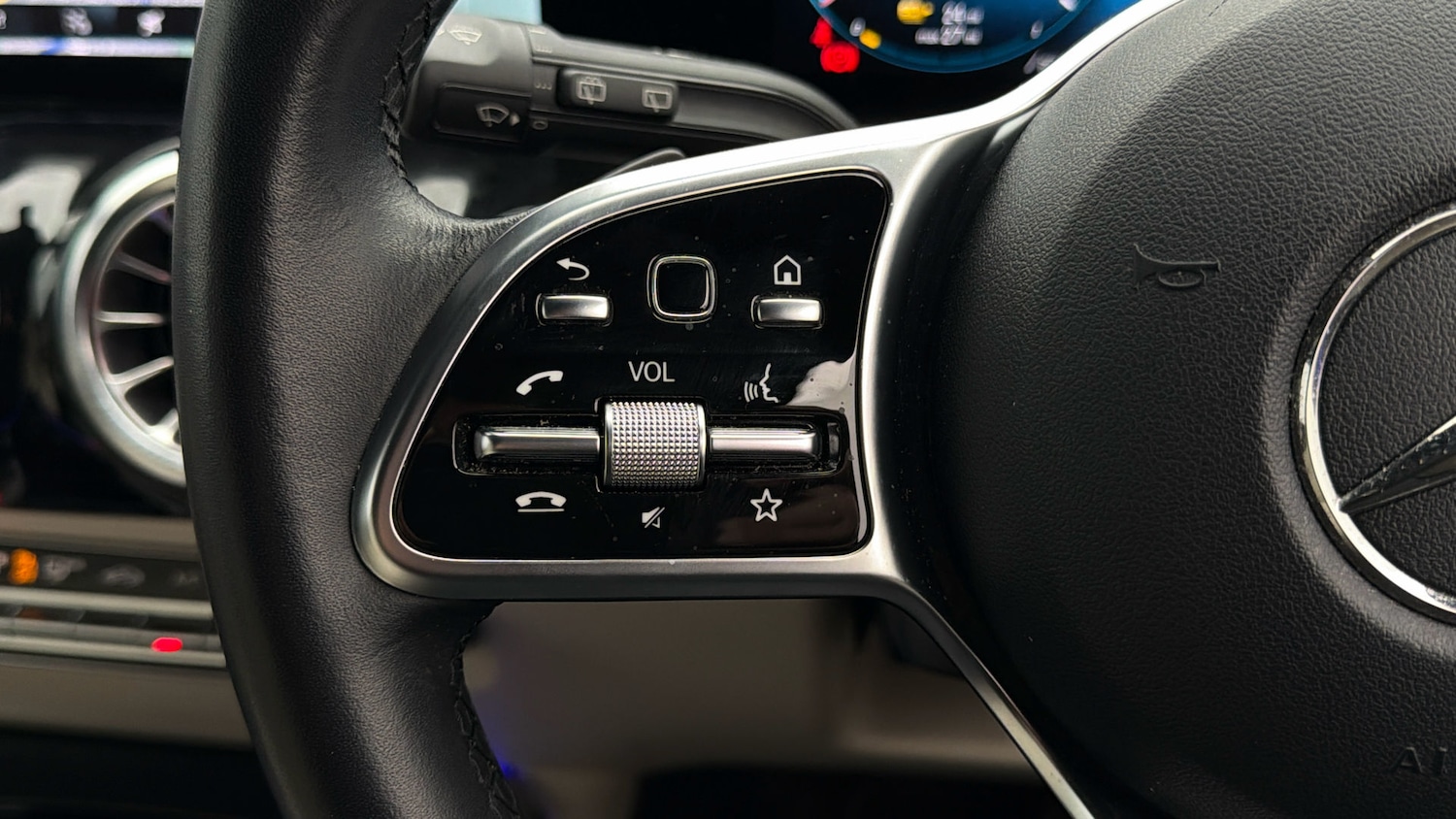 Used Mercedes-Benz EQA 2023 for sale - 77873410: Photo 23