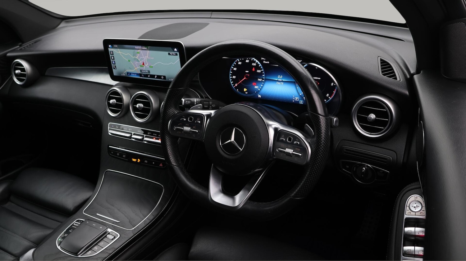 Used Mercedes-Benz GLC 2020 for sale - 76512719: Photo 10