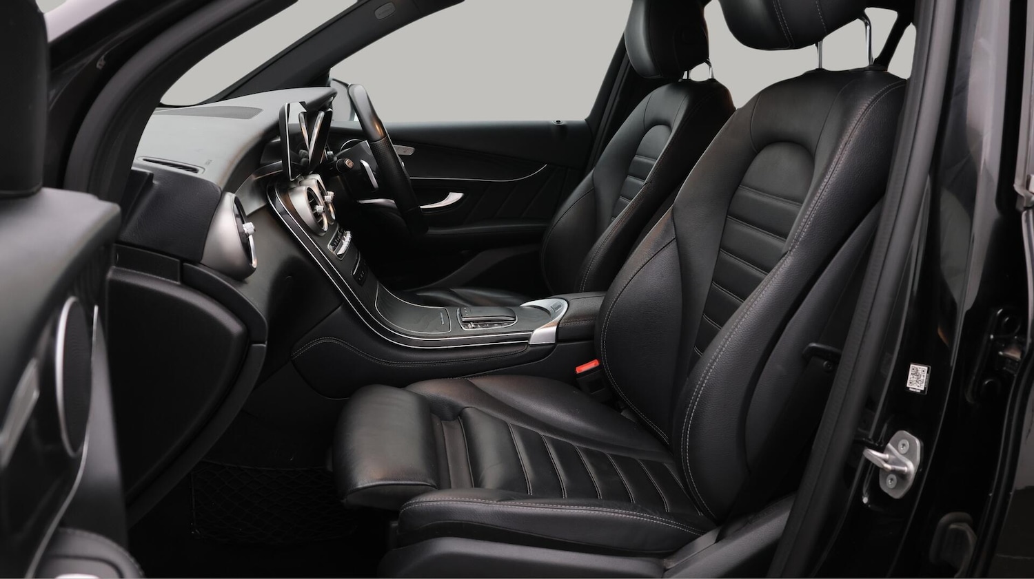 Used Mercedes-Benz GLC 2020 for sale - 76512719: Photo 15