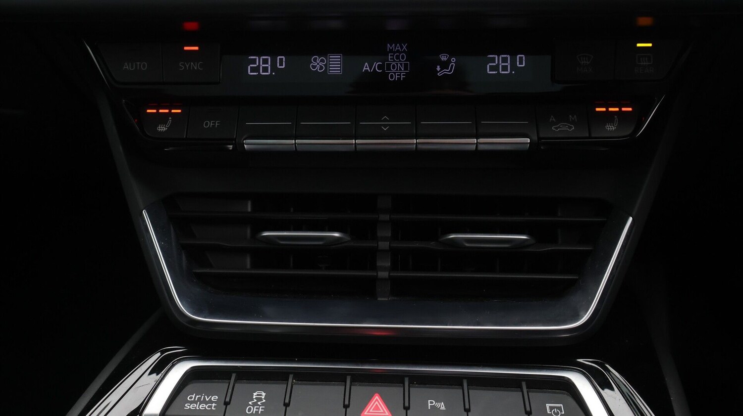 Used Audi e-tron GT 2022 for sale - 77932855: Photo 12