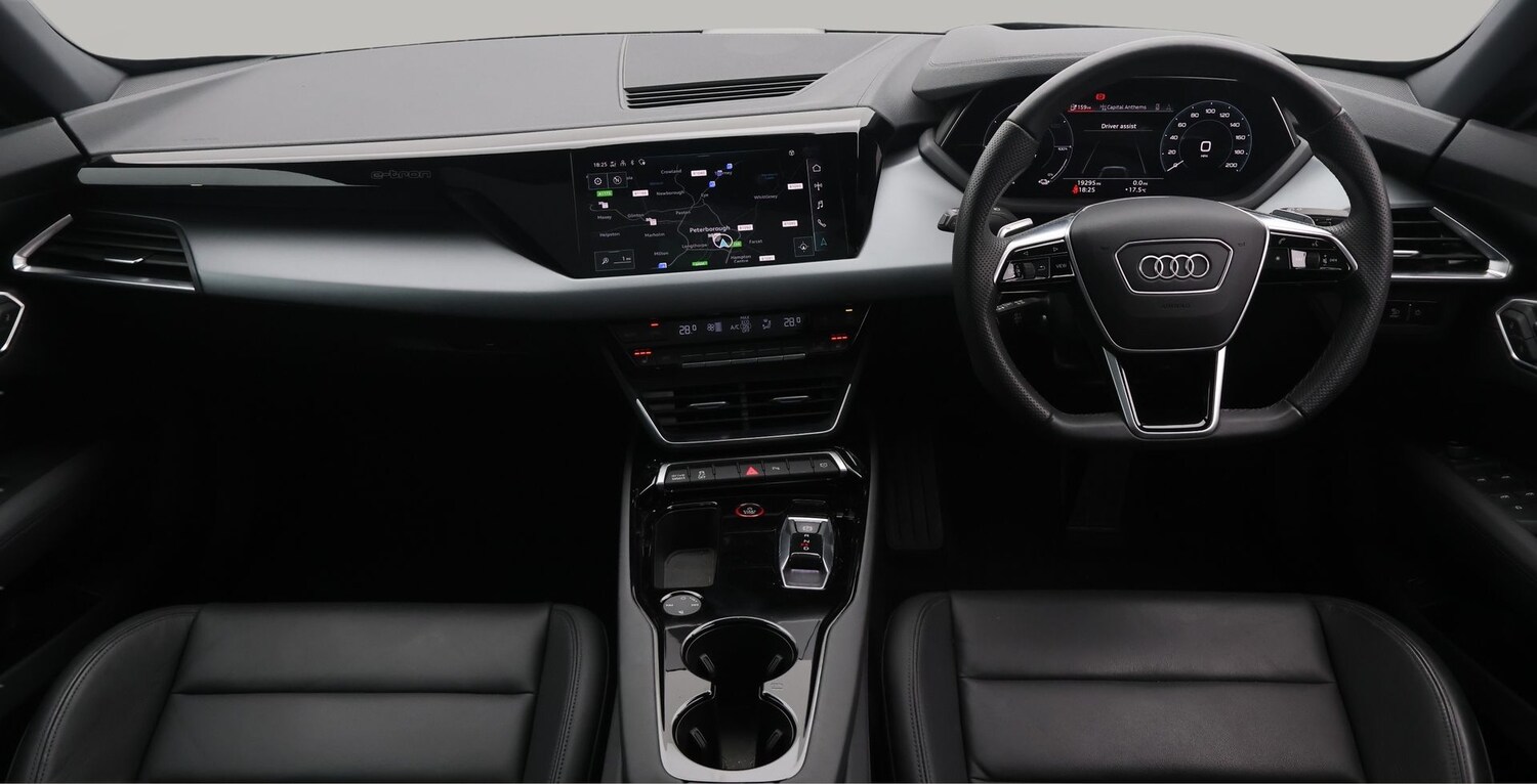 Used Audi e-tron GT 2022 for sale - 77932855: Photo 13