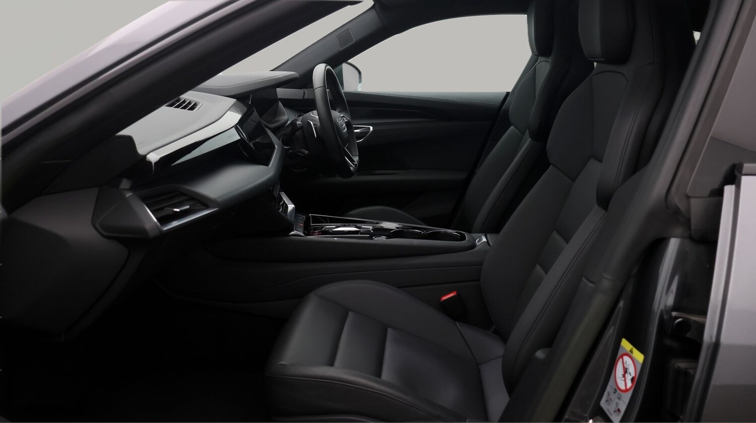 Used Audi e-tron GT 2022 for sale - 77932855: Photo 14