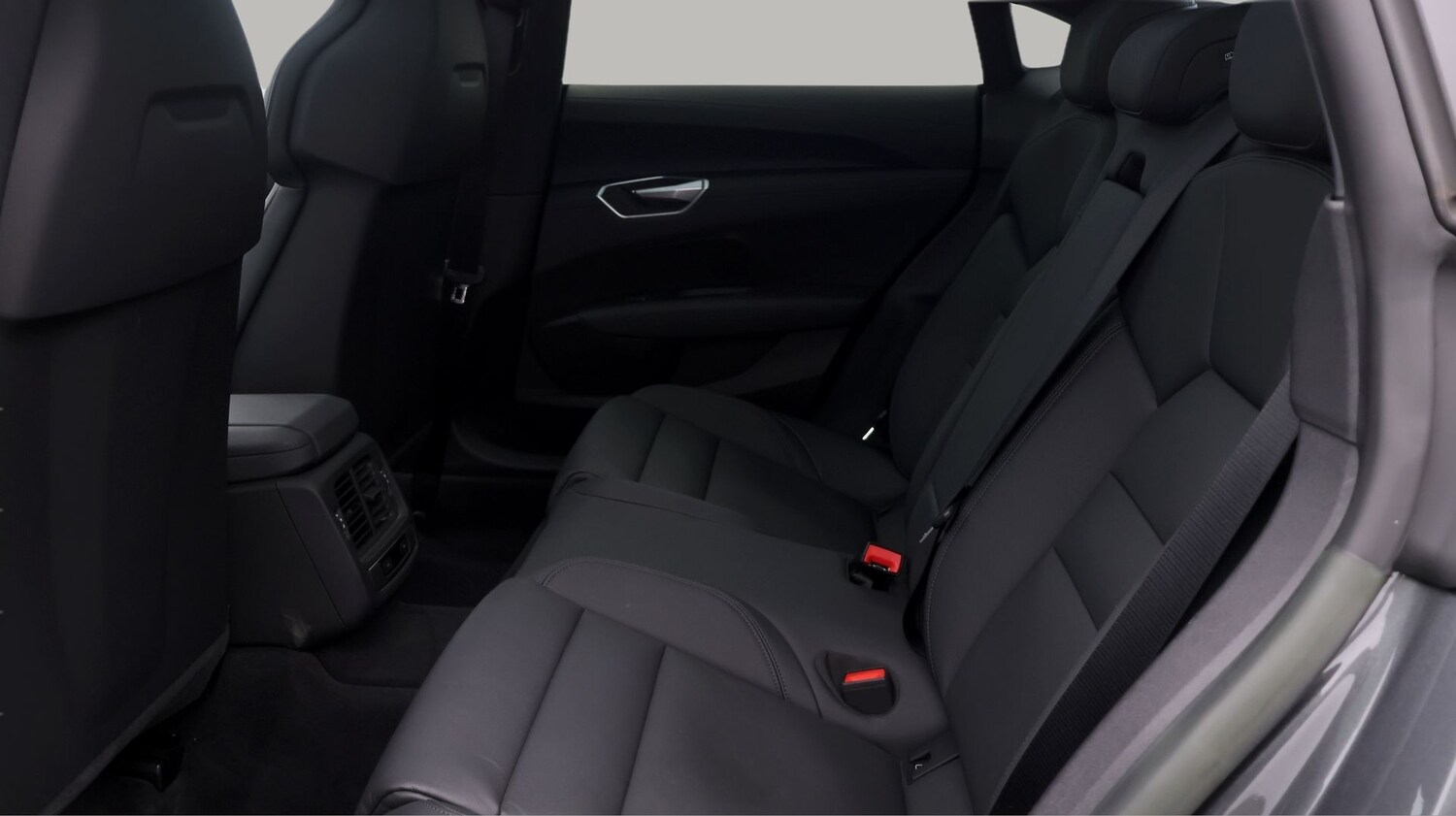 Used Audi e-tron GT 2022 for sale - 77932855: Photo 16