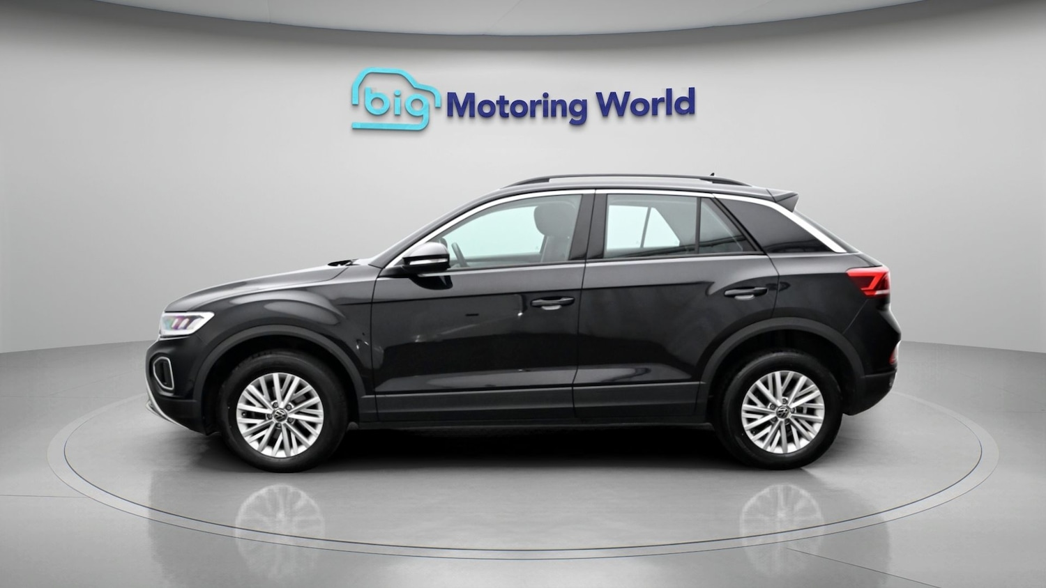 Used Volkswagen T-Roc 2022 for sale - 78223109: Photo 4