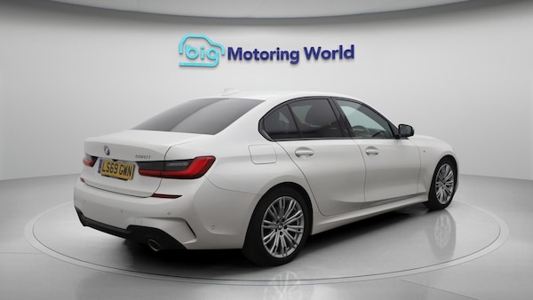 Used BMW 3 Series 2019 for sale - 76200928: Photo 8