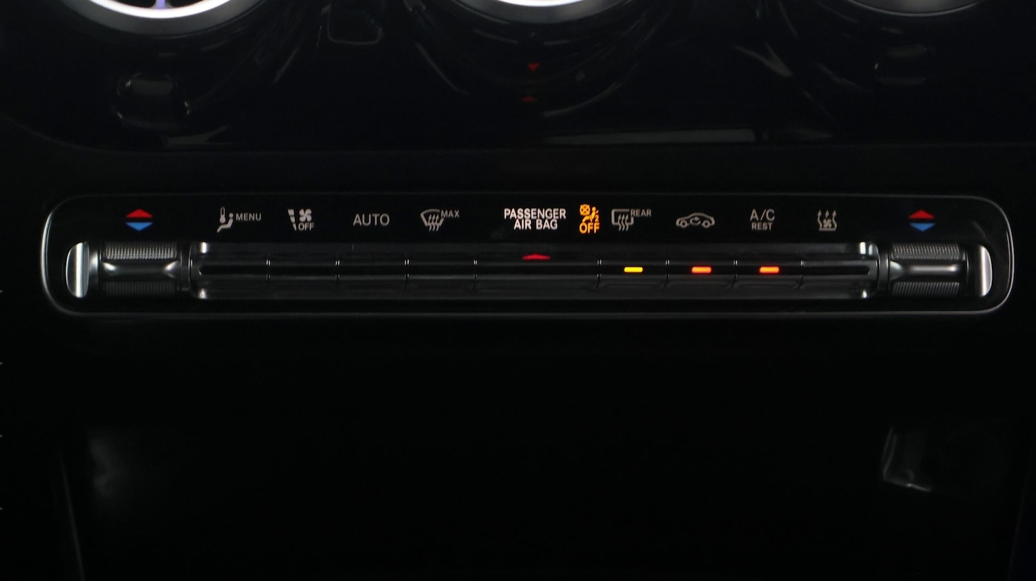 Used Mercedes-Benz CLA 2021 for sale - 77678950: Photo 12