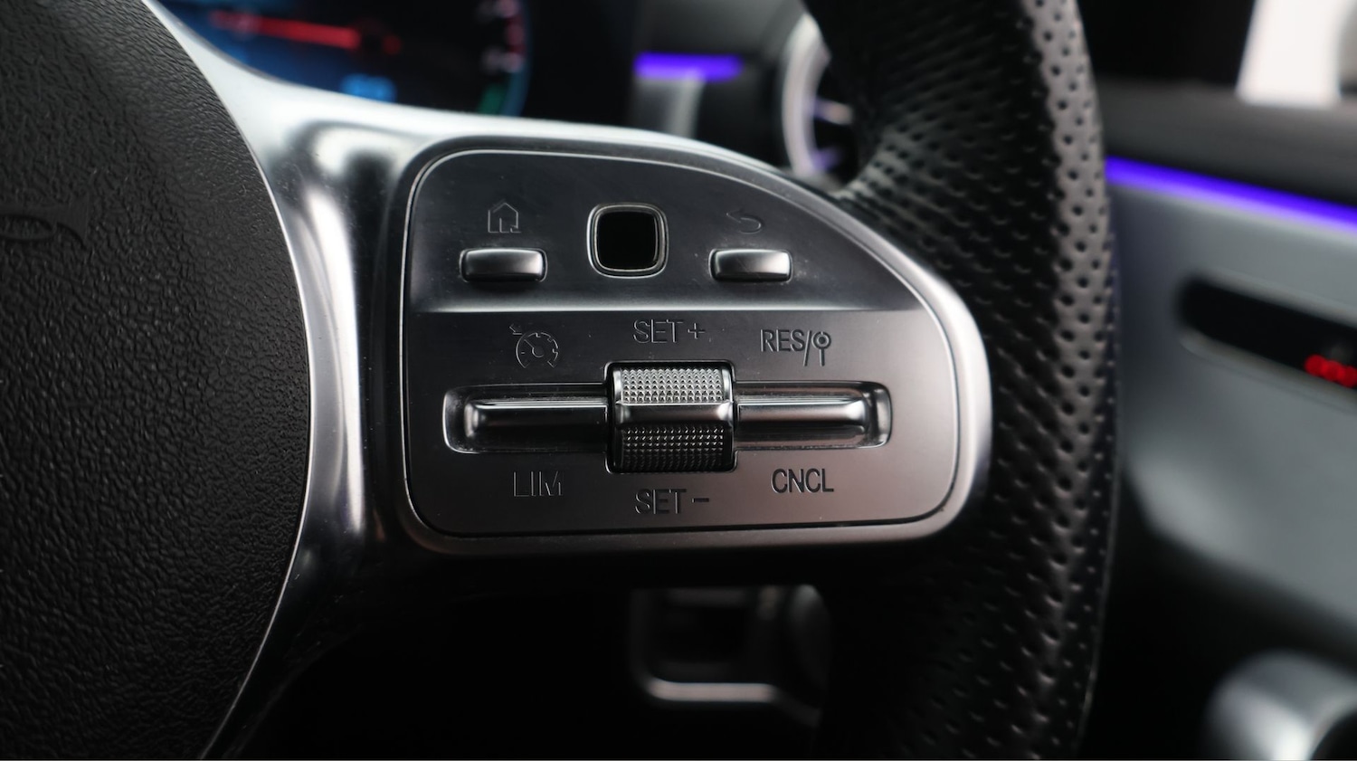 Used Mercedes-Benz CLA 2021 for sale - 77678950: Photo 24