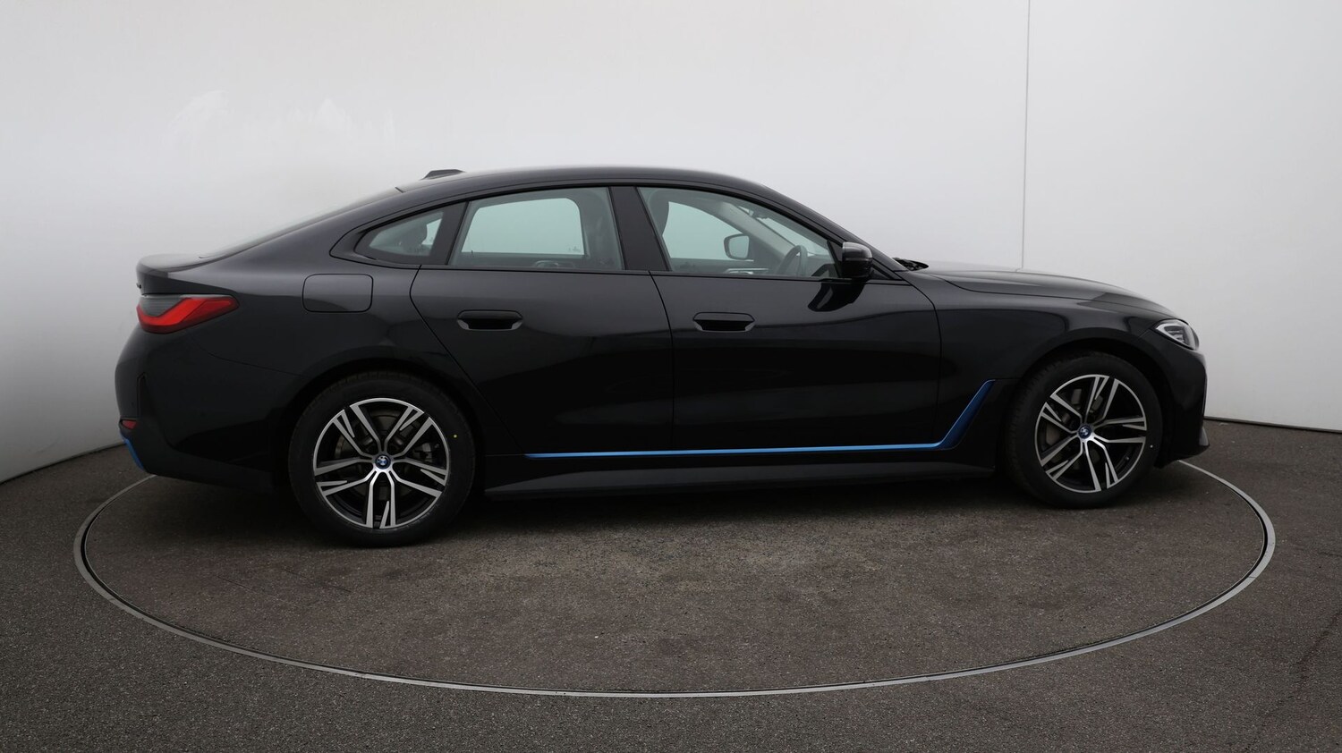 Used BMW i4 for sale - 76811942: Photo 43
