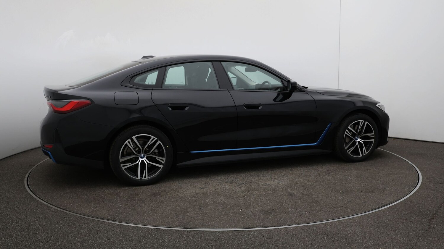 Used BMW i4 for sale - 76811942: Photo 44