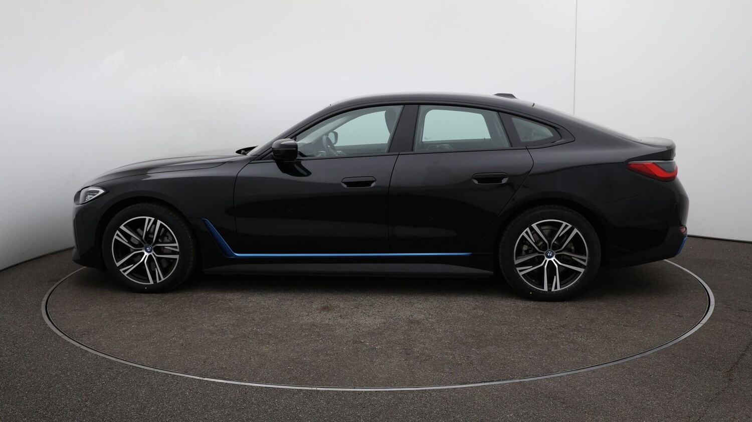 Used BMW i4 for sale - 76811942: Photo 57