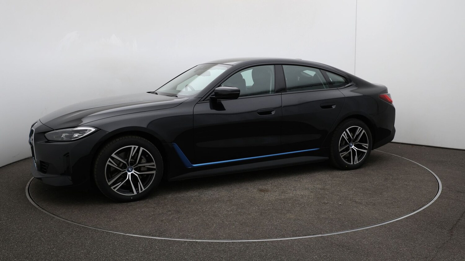 Used BMW i4 for sale - 76811942: Photo 60
