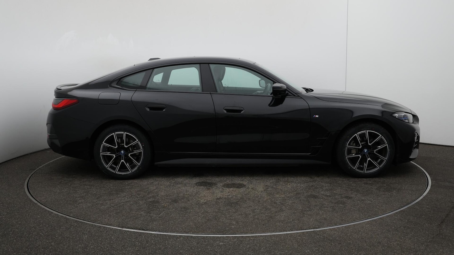 Used BMW i4 2022 for sale - 76189314: Photo 52