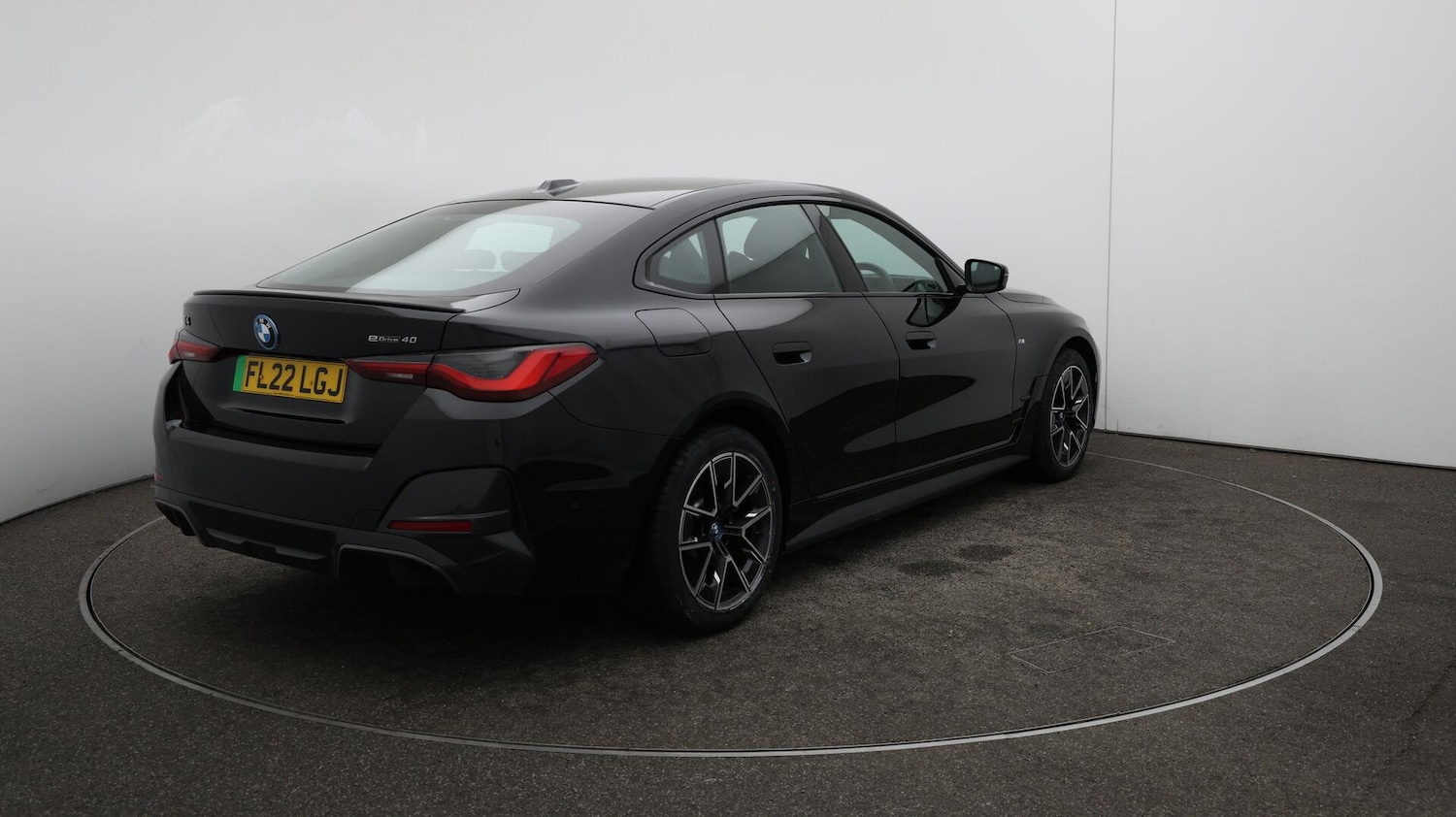 Used BMW i4 2022 for sale - 76189314: Photo 57