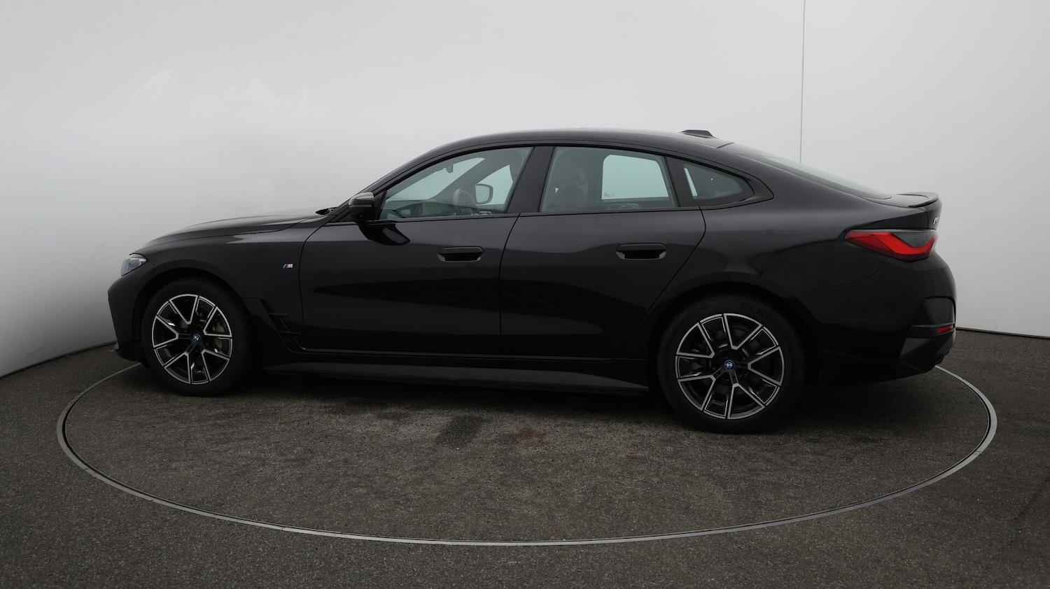 Used BMW i4 2022 for sale - 76189314: Photo 61