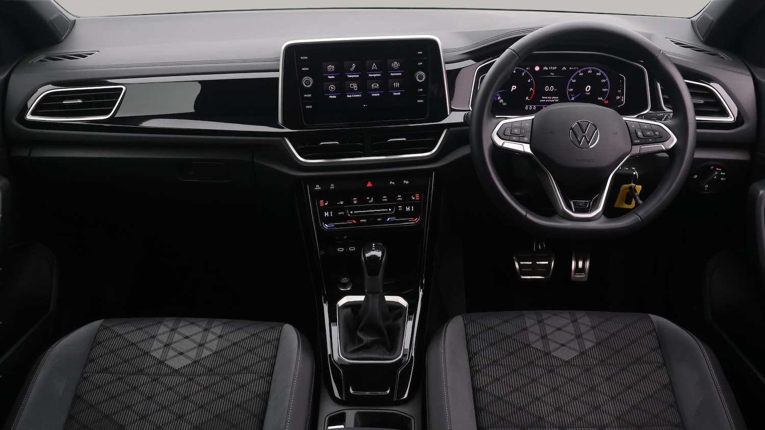 Used Volkswagen T-Roc 2024 for sale - 77337823: Photo 13