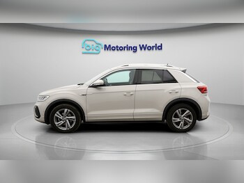 Used Volkswagen T-Roc 2024 for sale - 77337823: Photo
